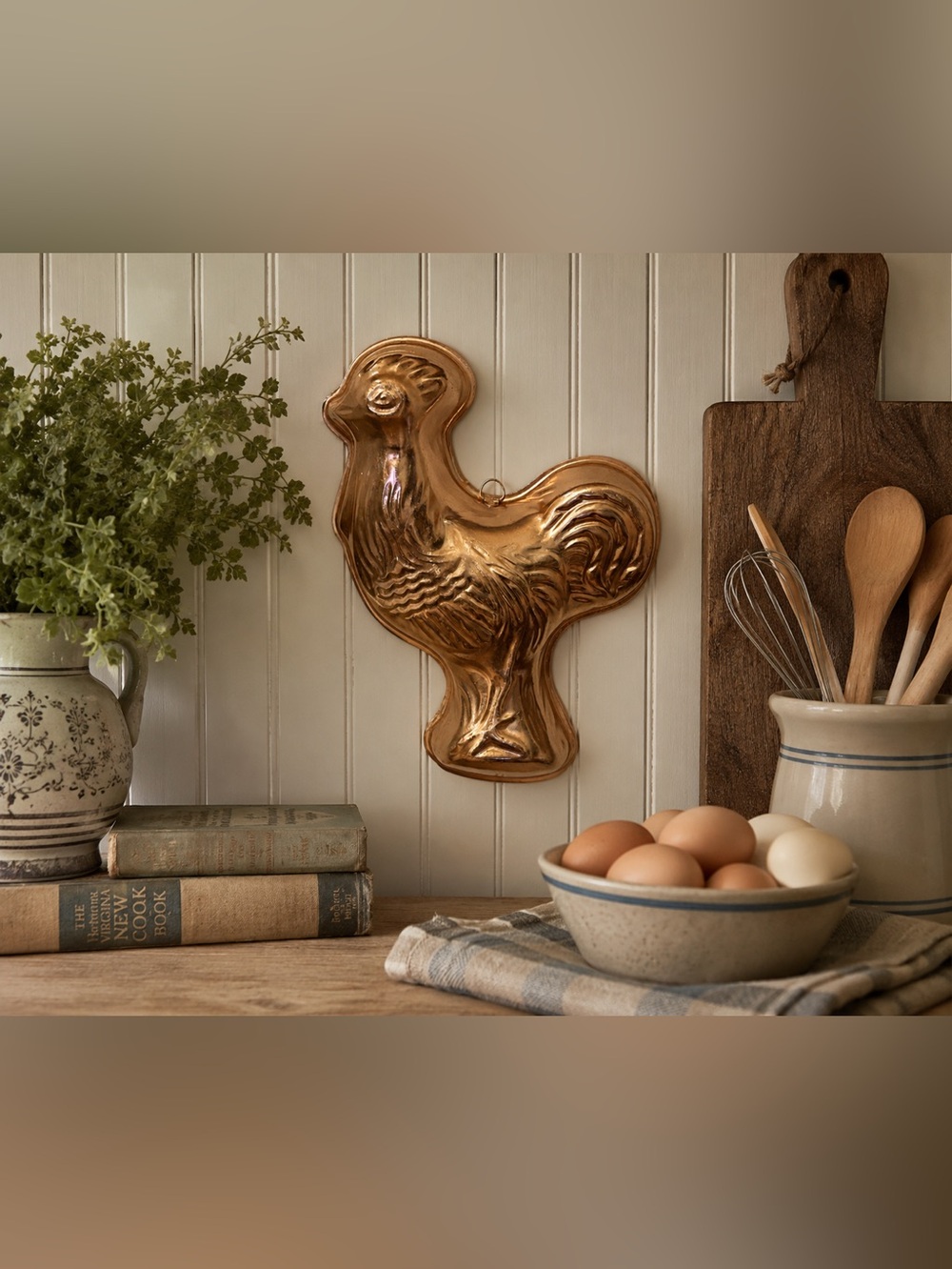 Decorative Rooster Wall Hanging - Gold Copper Finish - Picture 6 of 6